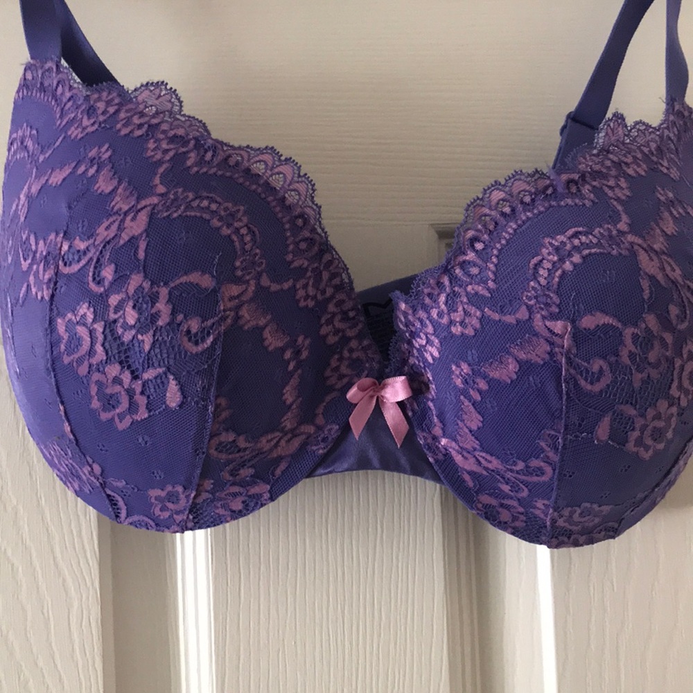 Maidenform Purple and Pink Bra